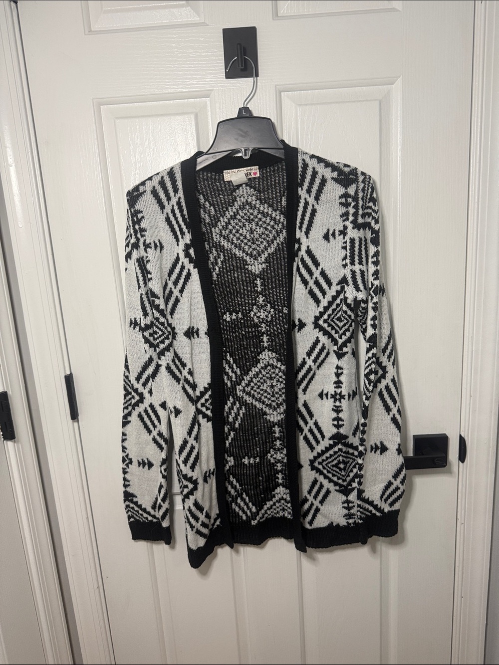 Black and White Geometric Open-Front Cardigan Sweater
